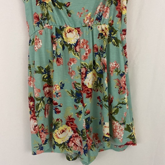 Shein Light Green Floral Sleeveless Romper Size Small - Picture 6 of 9